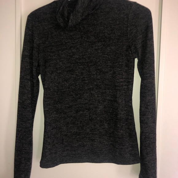 Forever 21 turtleneck - Picture 2 of 2